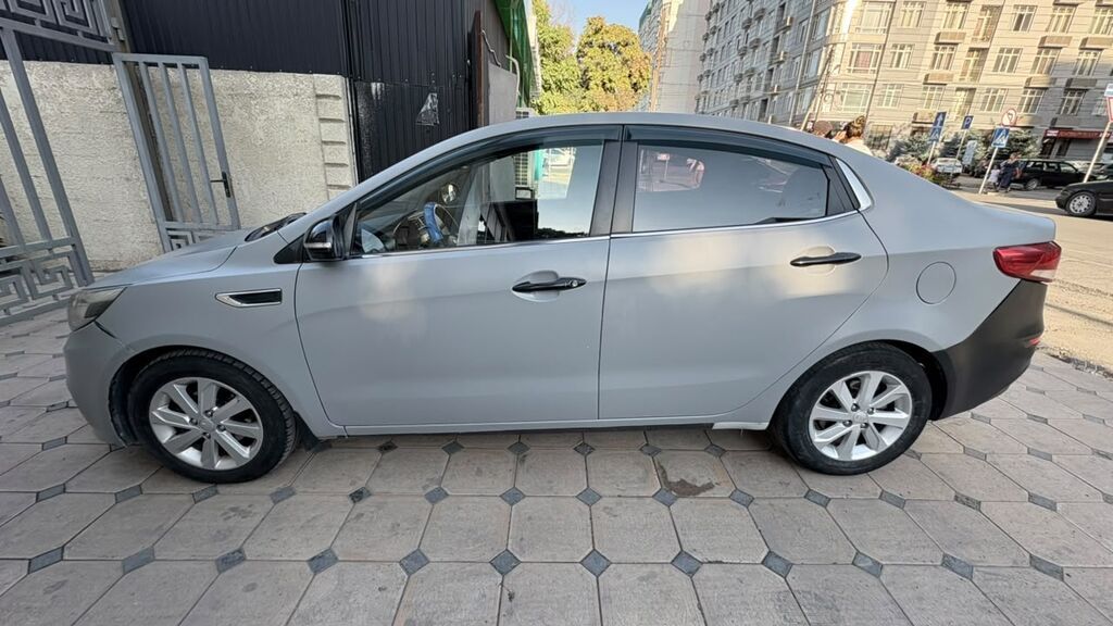 Kia Rio: 2017 г., Седан: фото 3