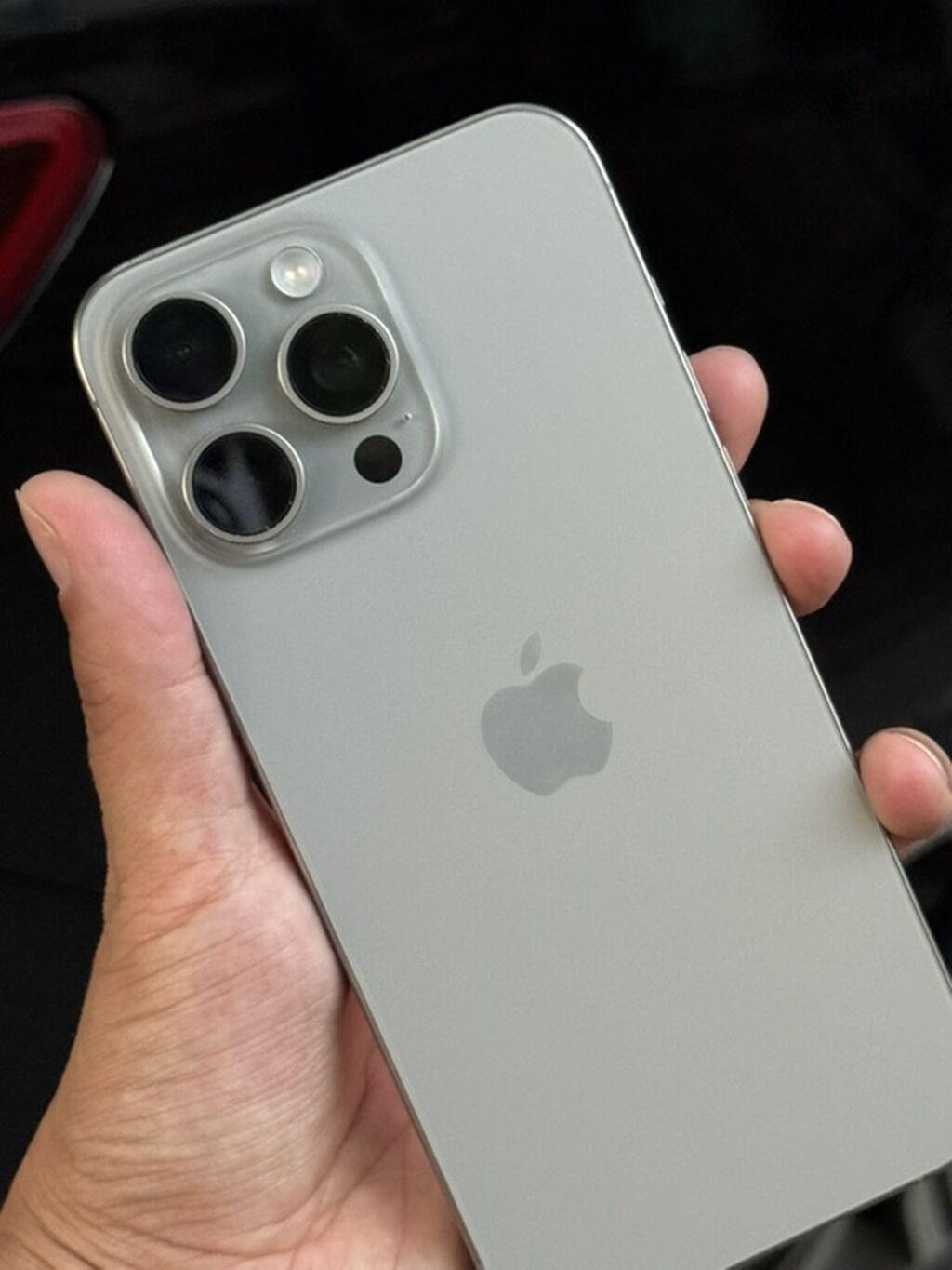 IPhone 15 Pro Max, Б/у, 256 ГБ, Natural Titanium, 83 %: фото 4