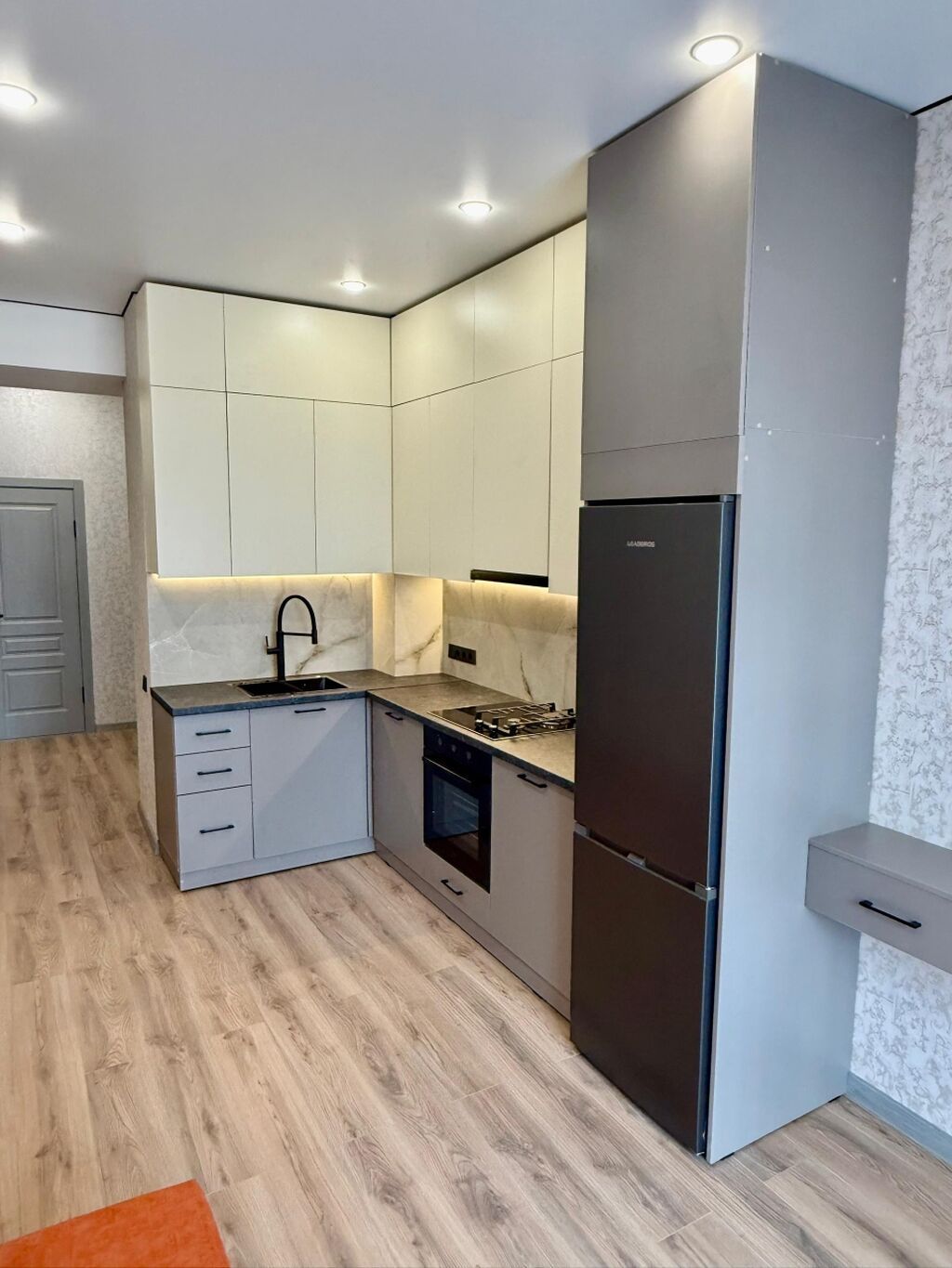 2 комнаты, 58 м², Элитка, 4 этаж, Евроремонт: фото 8
