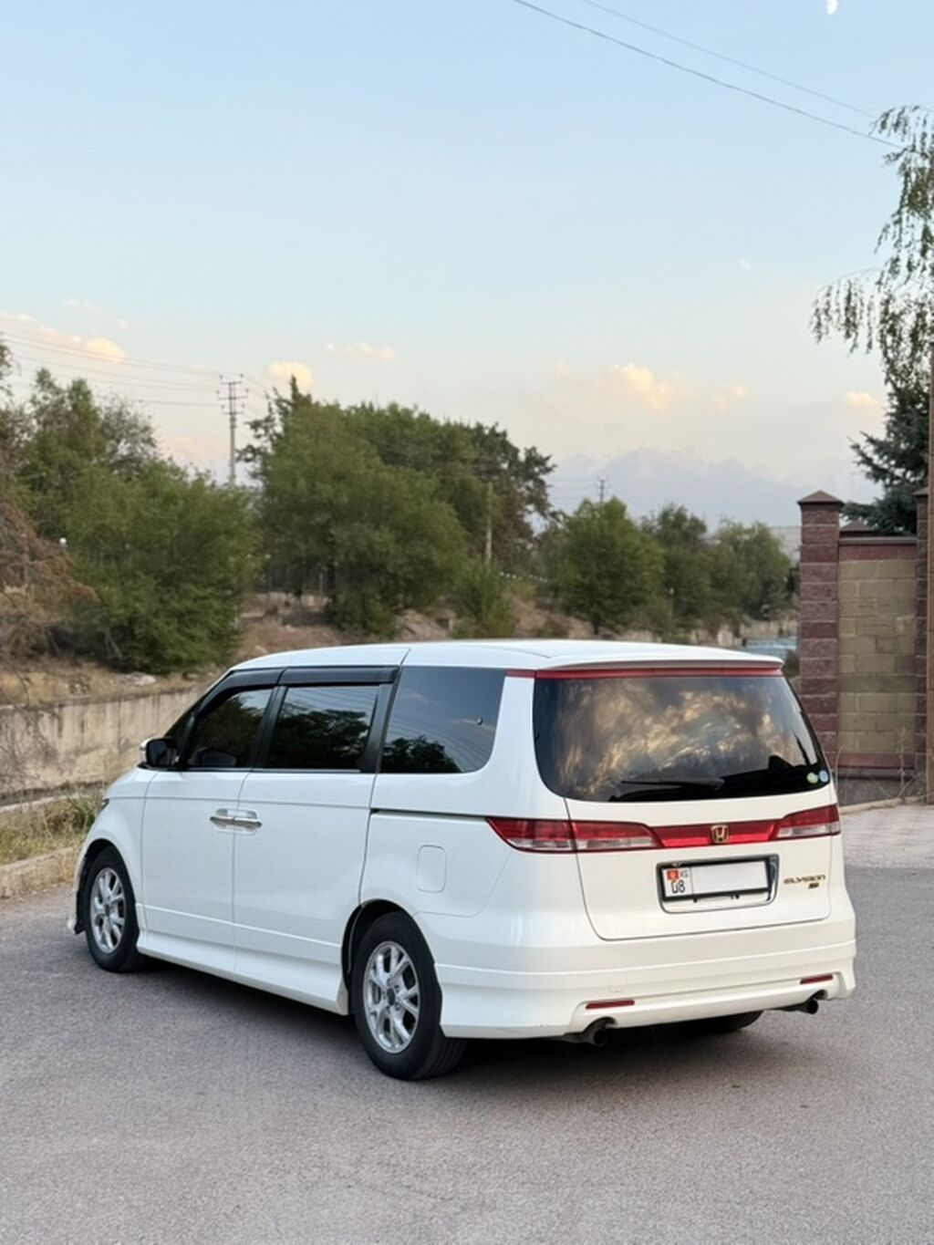 Honda Elysion: 2006 г., 3 л, Автомат, Бензин, Минивэн: фото 6