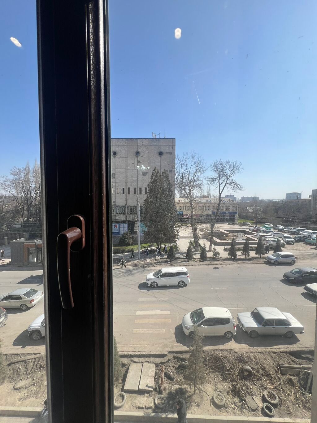 Срочно Сдается 1 комнатная Квартира в Центре Города Ош, район: фото 3
