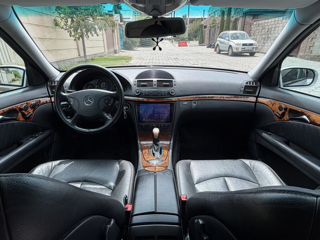 Mercedes-Benz E-Class: 2004 г., 3.2 л, Автомат, Бензин, Седан: фото 5