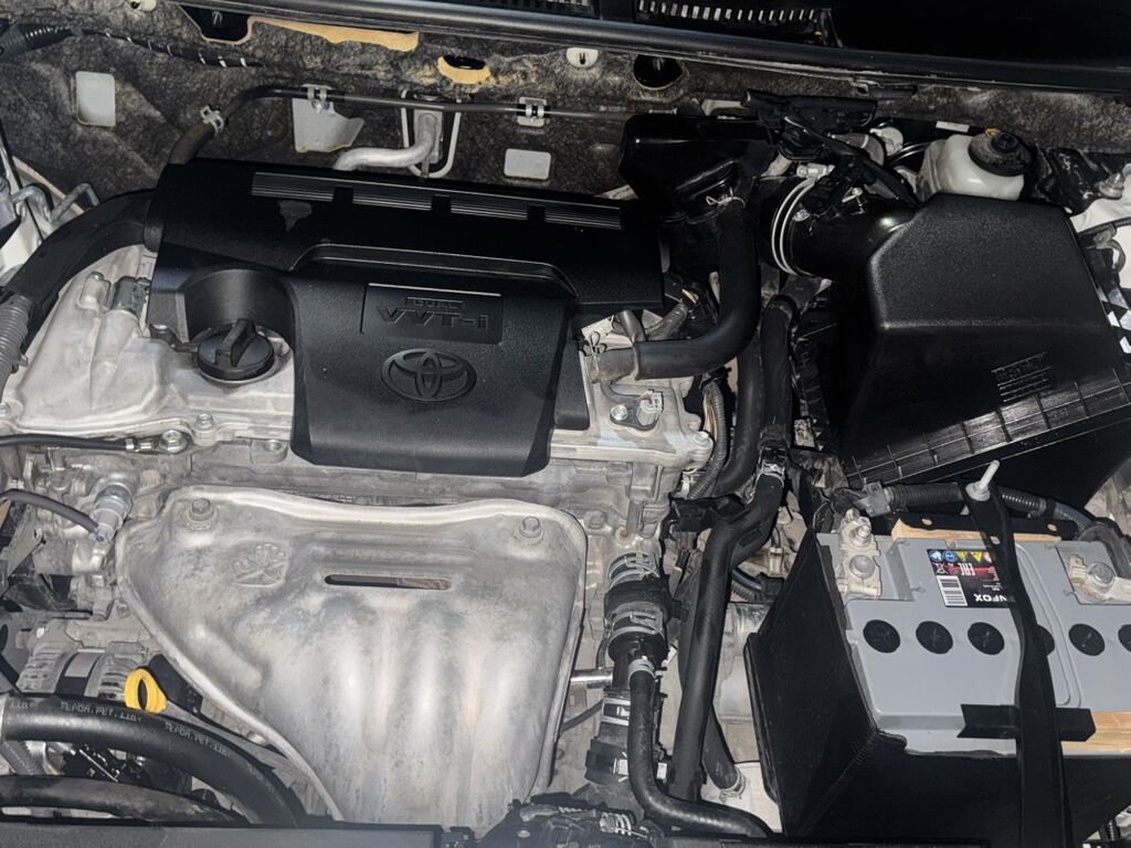 Toyota RAV4: 2015 г., 2.5 л, Автомат, Бензин, Кроссовер: фото 8