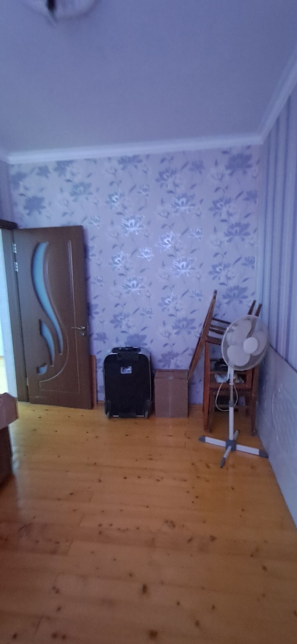 5 otaqlı, 103 kv. m, Kredit yoxdur, Orta təmir