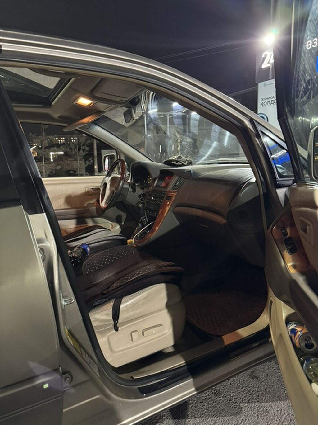 Lexus RX: 2000 г., 3 л, Автомат, Бензин, Кроссовер: фото 5