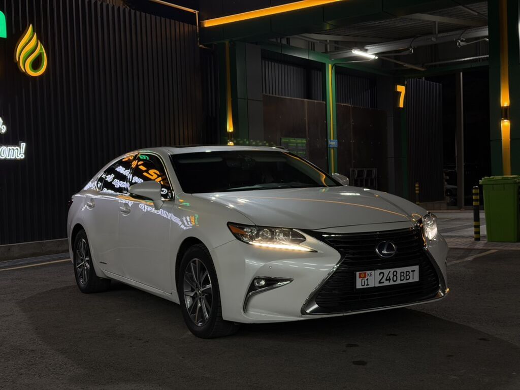 Lexus ES: 2016 г., 2.5 л, Автомат, Гибрид, Седан: фото 2