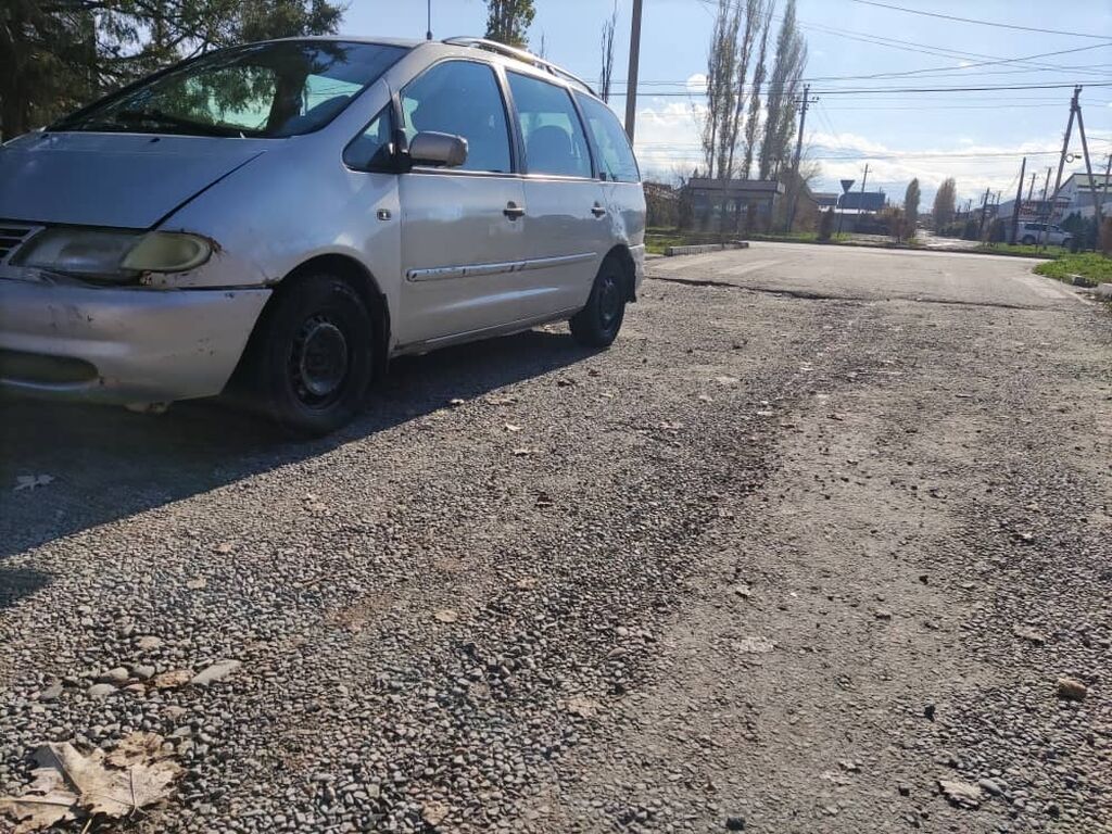 Volkswagen Sharan: 1999 г., 2 л, Механика, Бензин, Минивэн: фото 4