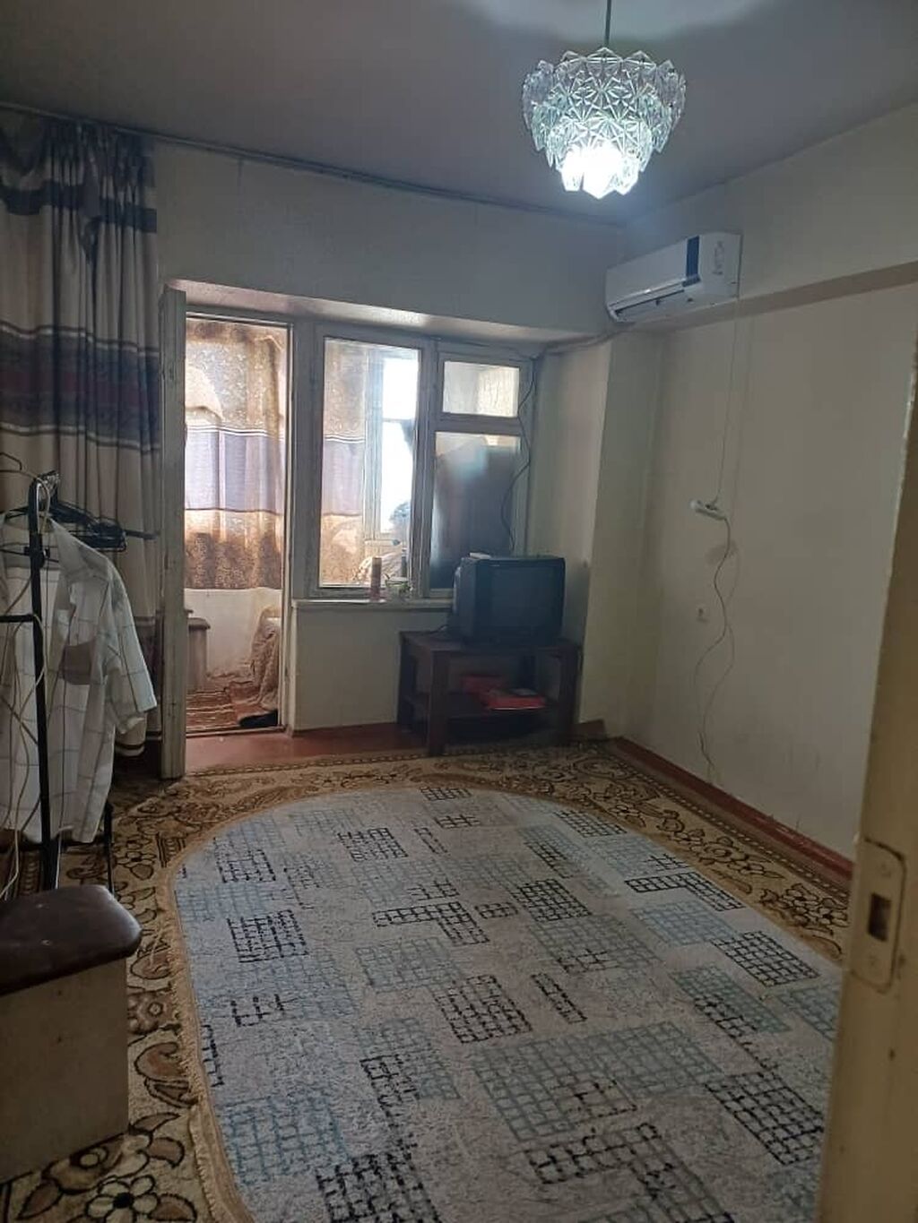 1 комната, 34 м², Золотой квадрат Индивидуалка, 7 этаж, Требуется ремонт: фото 2