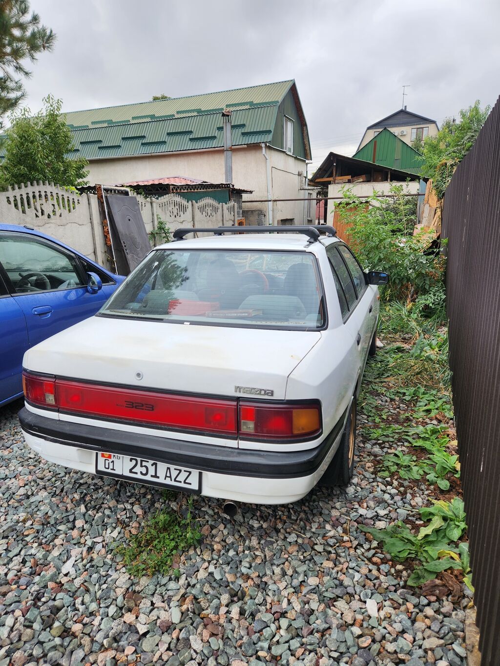 Mazda 323: 1989 г., 1.6 л, Механика, Бензин, Седан: фото 5