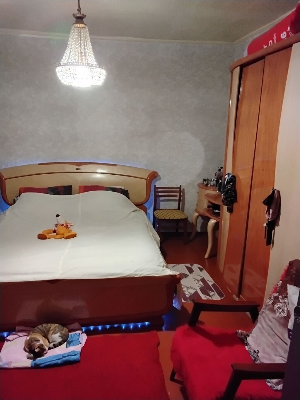 Дом находиться по улице 8 марта, 13 А. Конечная 45 автобуса( 5 этажка