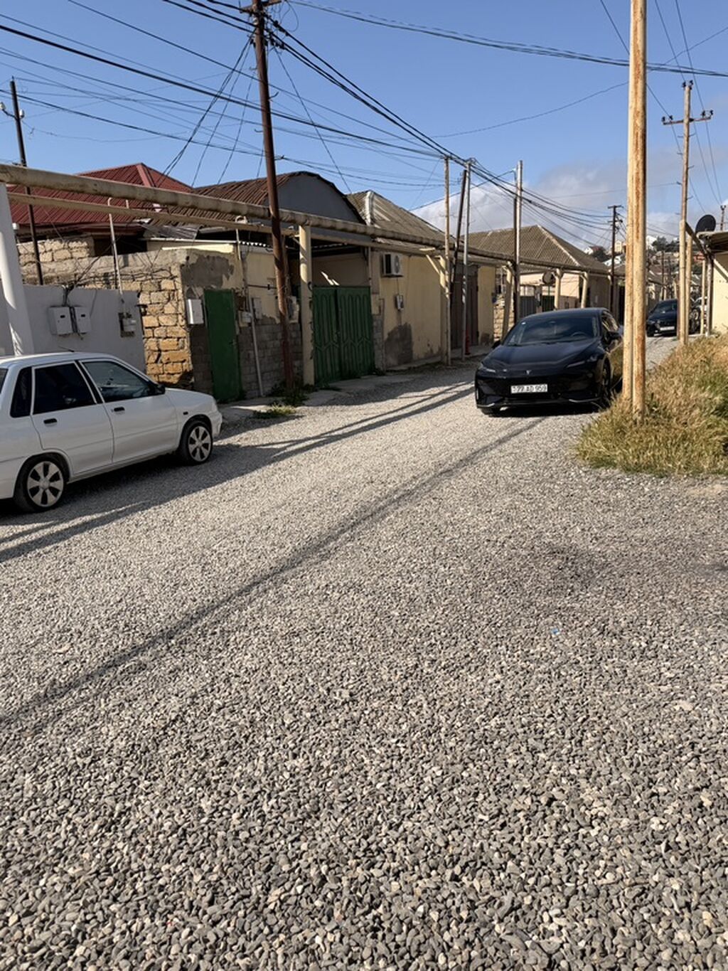 Ramana qəs. 5 otaqlı, 105 kv. m, Orta təmir
