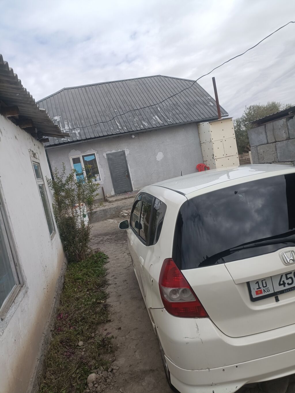 Honda Fit: 2001 г., Автомат, Бензин, Хэтчбэк: фото 2