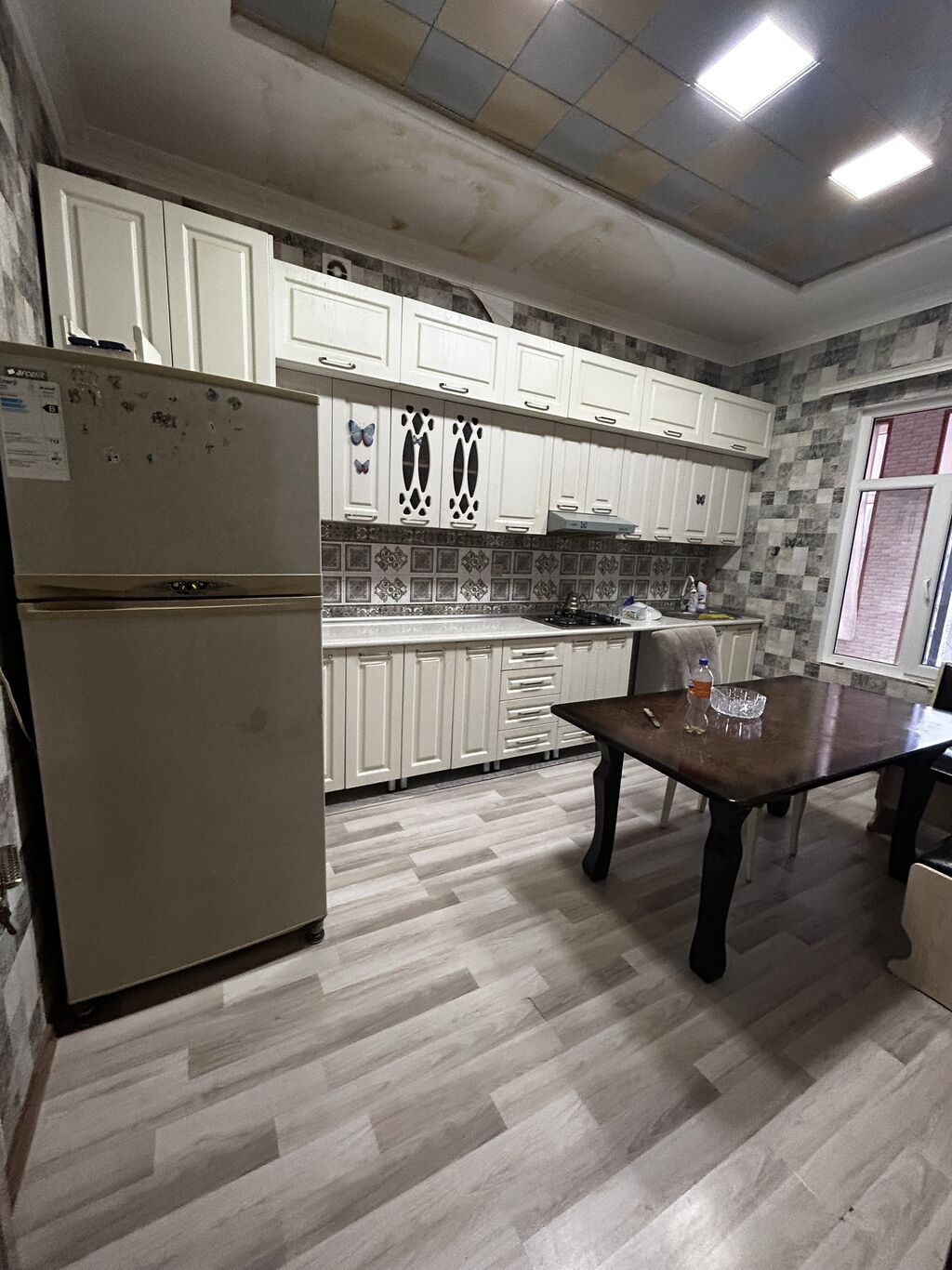 5 otaqlı, 150 kv. m, Kredit var, Yeni təmirli