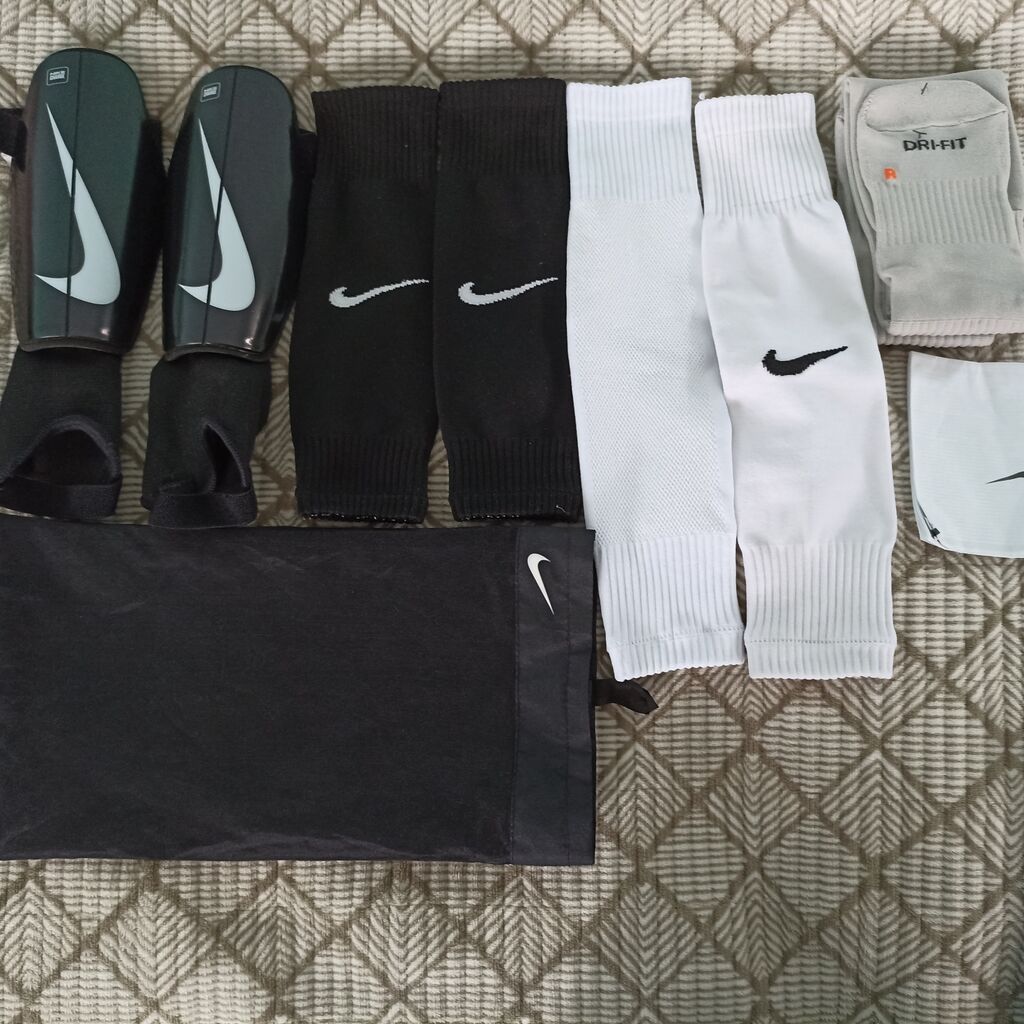 Оригинальные щитки nike charge их купили из Кореи в подарок но я их: фото 2