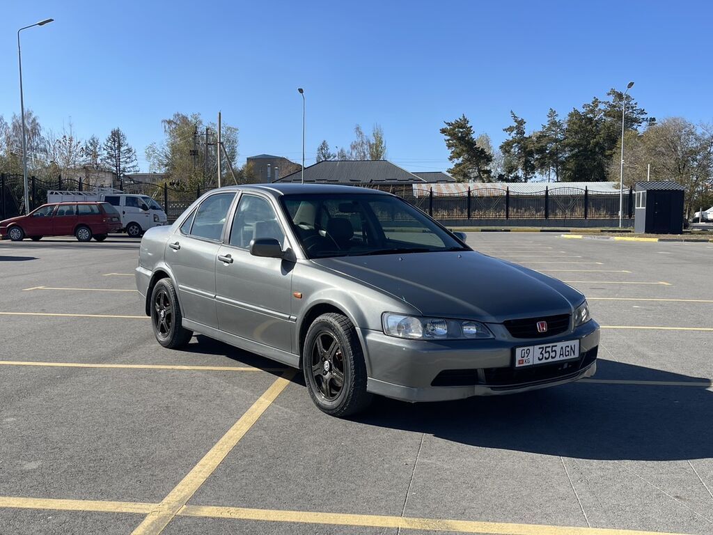 Honda Torneo: 1998 г., 1.8 л, Автомат, Бензин, Седан: фото 1