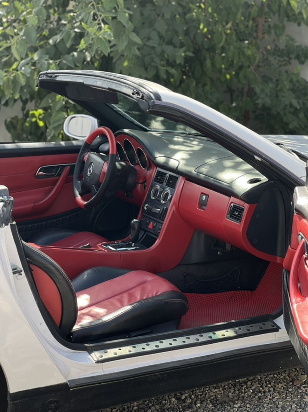 Mercedes-Benz SLK-Class: 1999 г., 2.3 л, Автомат, Бензин, Кабриолет: фото 4