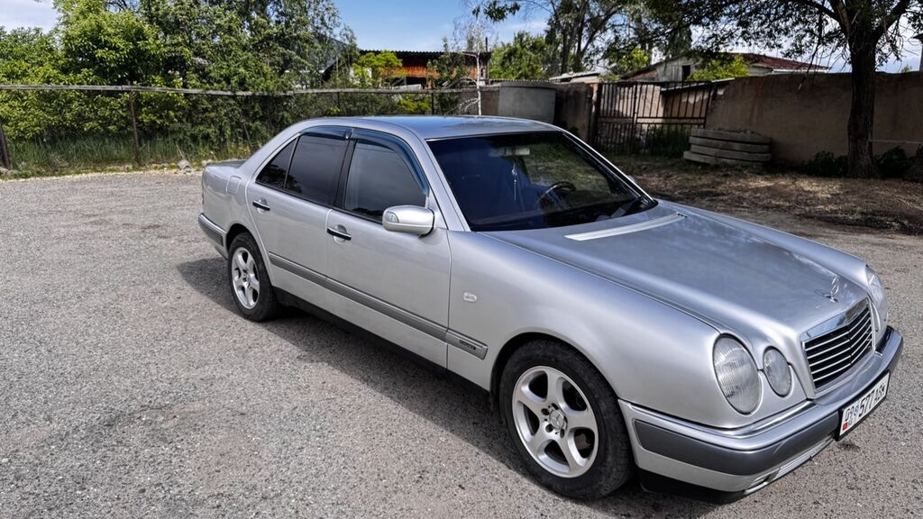 Mercedes-Benz E-Class: 1997 г., 2.3 л, Автомат, Бензин, Седан: фото 4