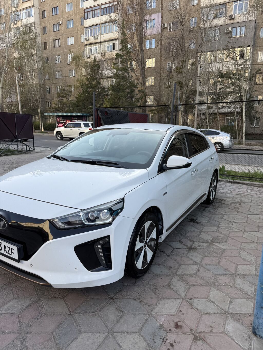 Hyundai Ioniq