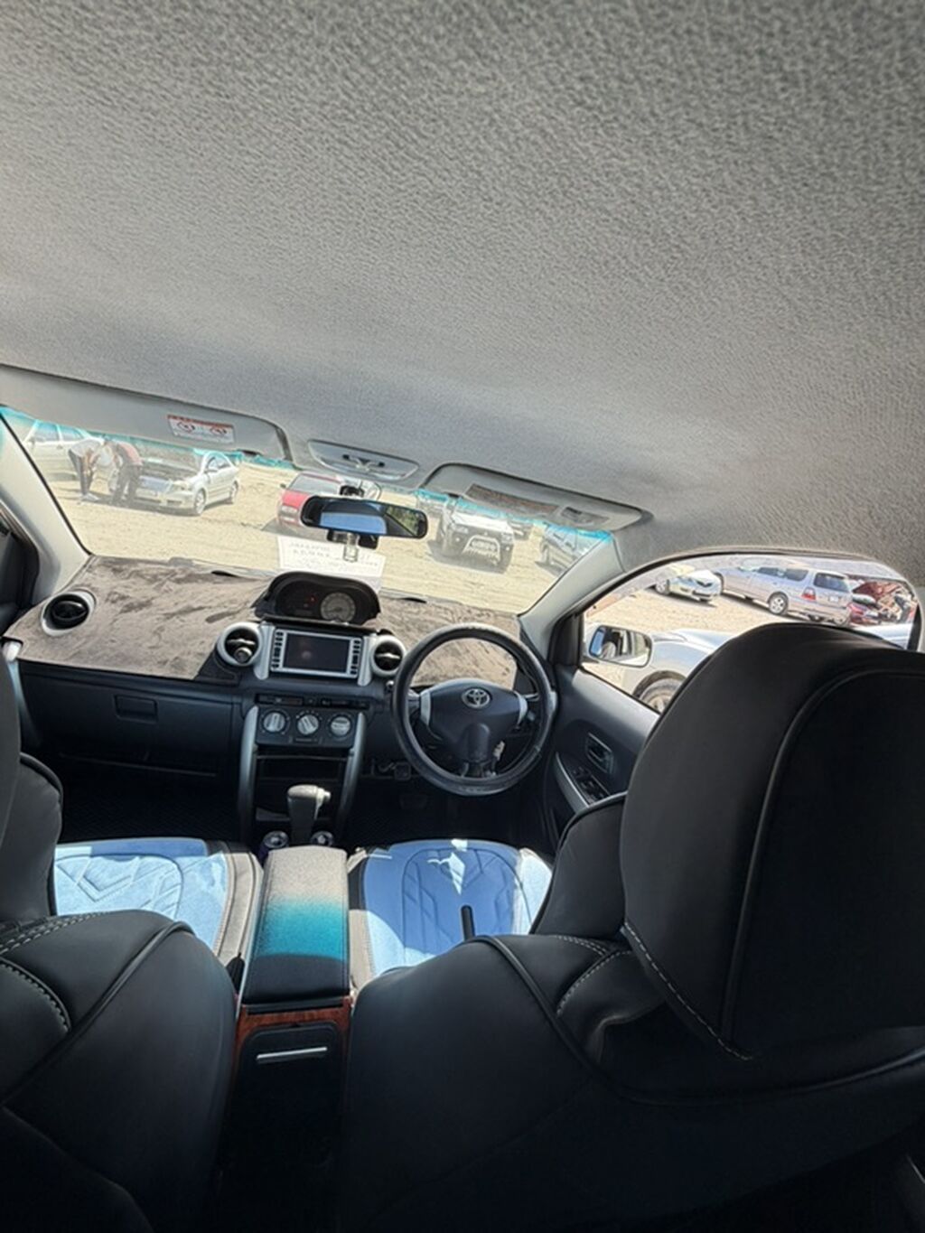Toyota Ist: 2002 г., 1.5 л, Автомат, Бензин, Хэтчбэк: фото 8
