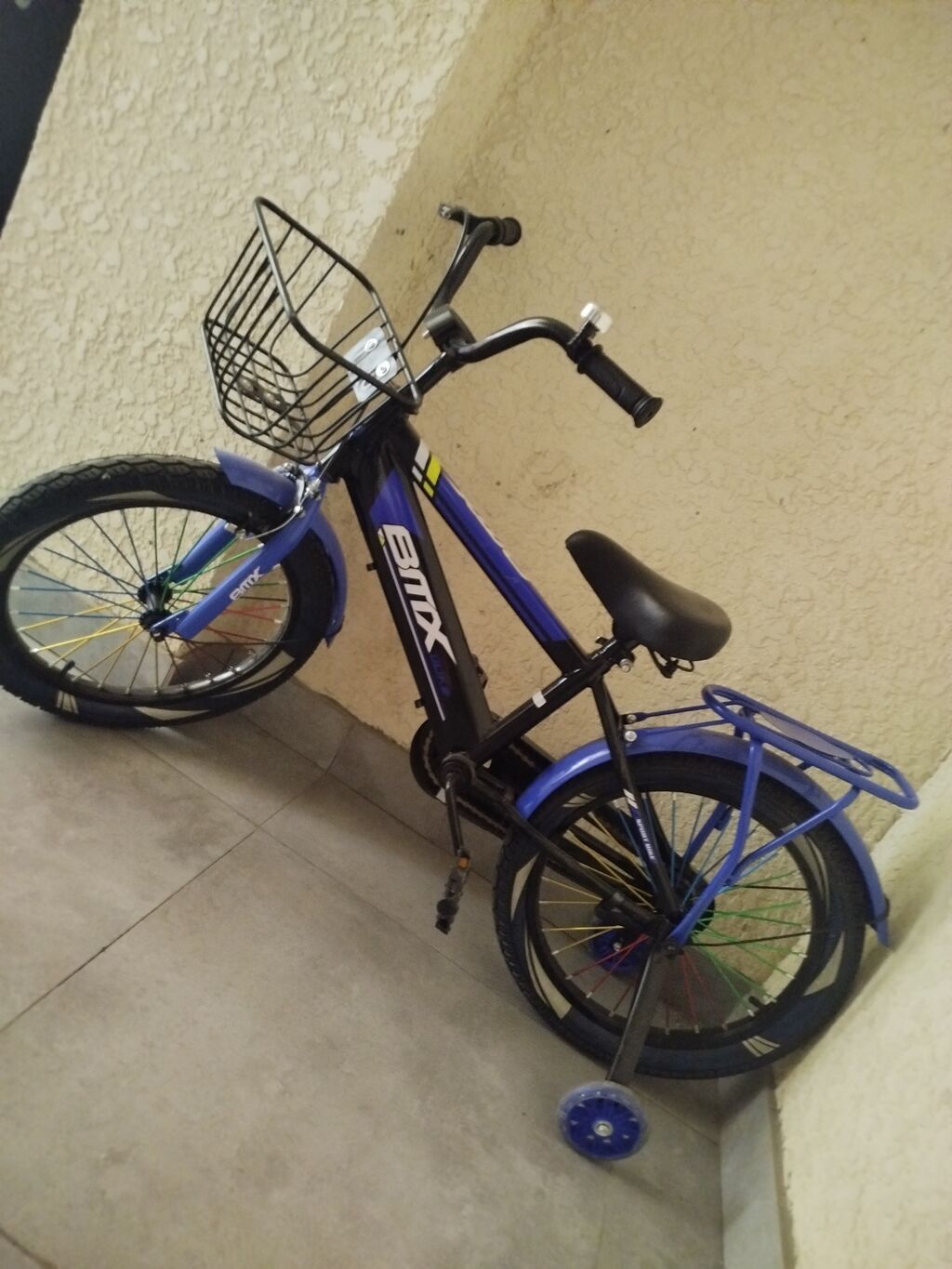 Детский велосипед BMX, 20" новый! - Рама стальная, цвет