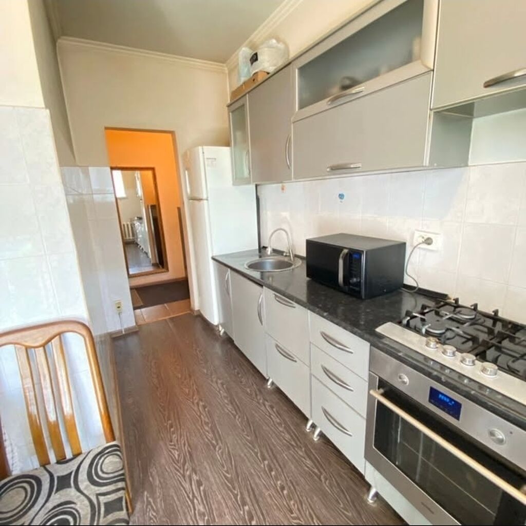 3 комнаты, 80 м², Улан мкр 106 серия, 4 этаж, Требуется ремонт: фото 4