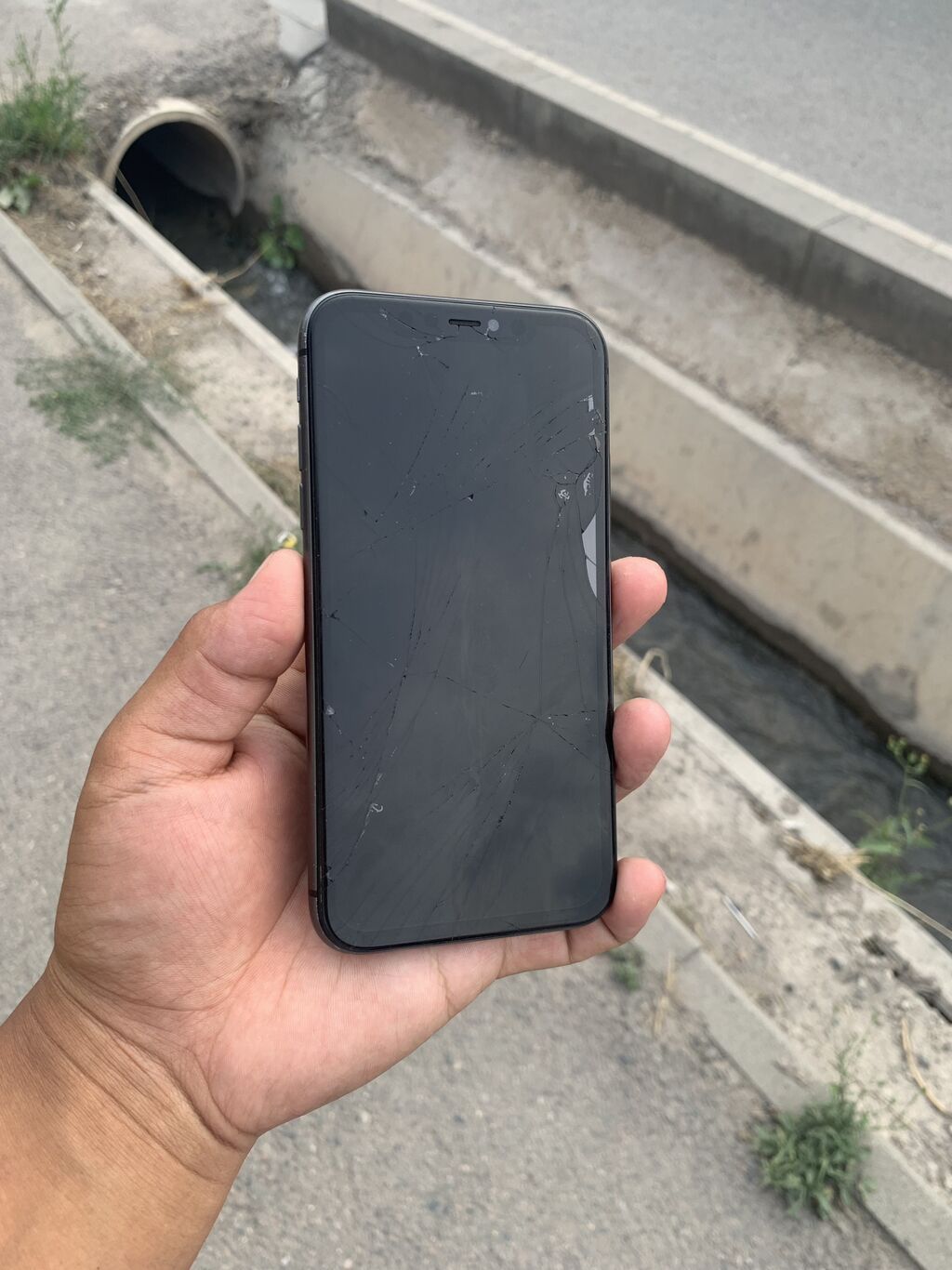 IPhone 11, Б/у, 64 ГБ, Desert Titanium, 75 %: фото 2