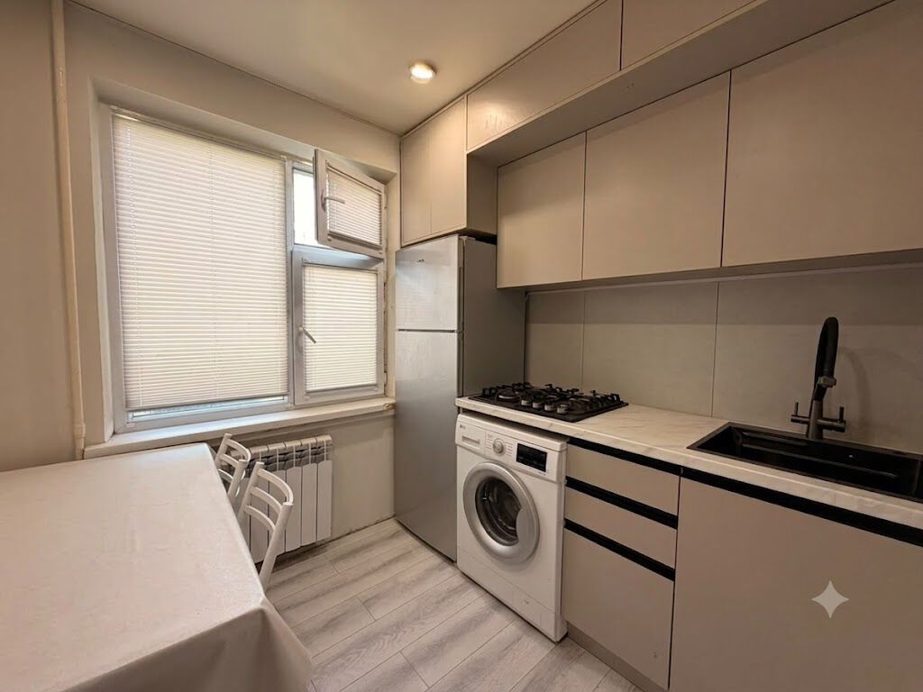 2 комнаты, 44 м², Кок-Жар мкр 104 серия, 3 этаж, Евроремонт: фото 2