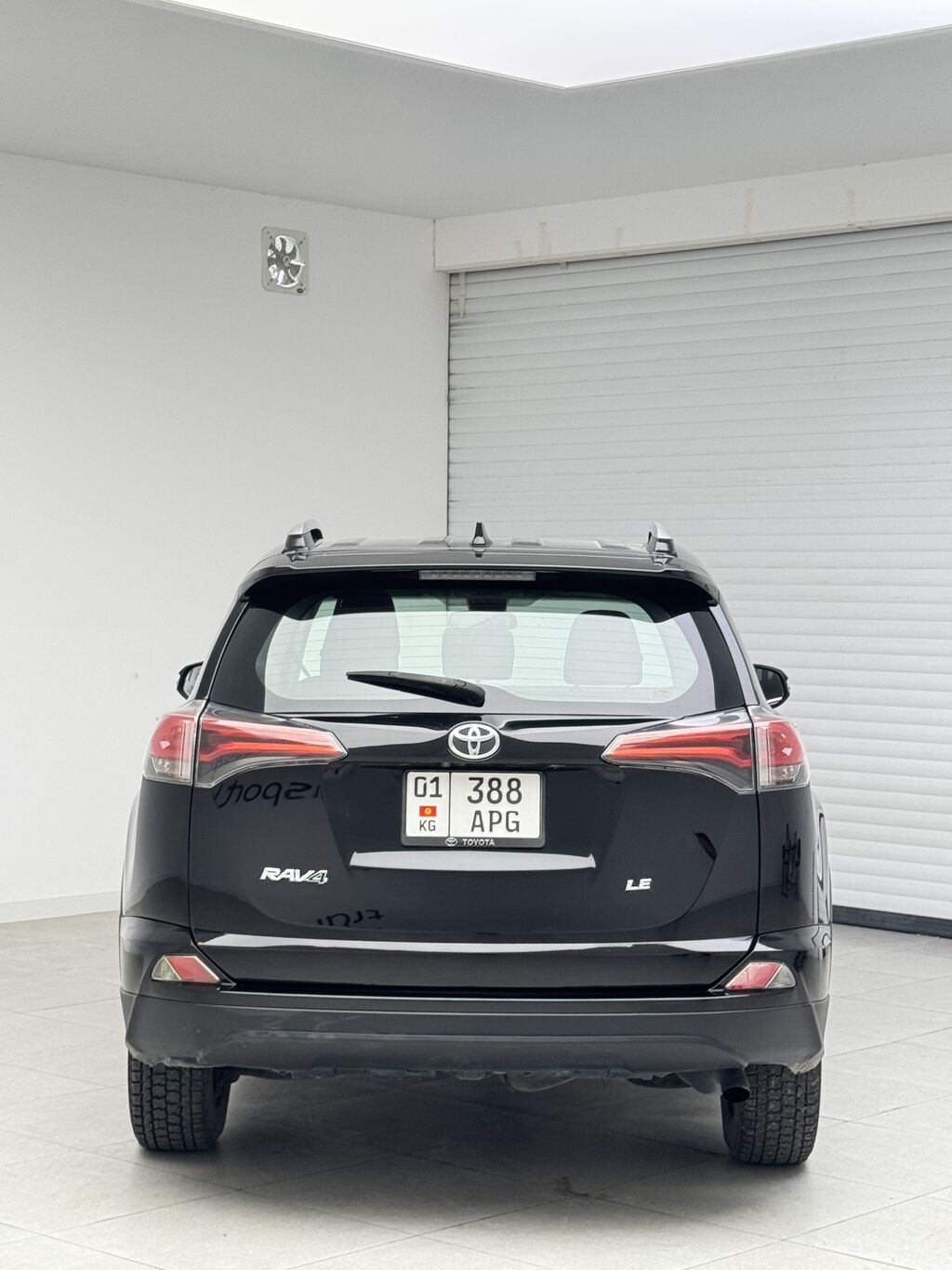 Toyota RAV4: 2017 г., 2.5 л, Автомат, Бензин, Кроссовер: фото 5