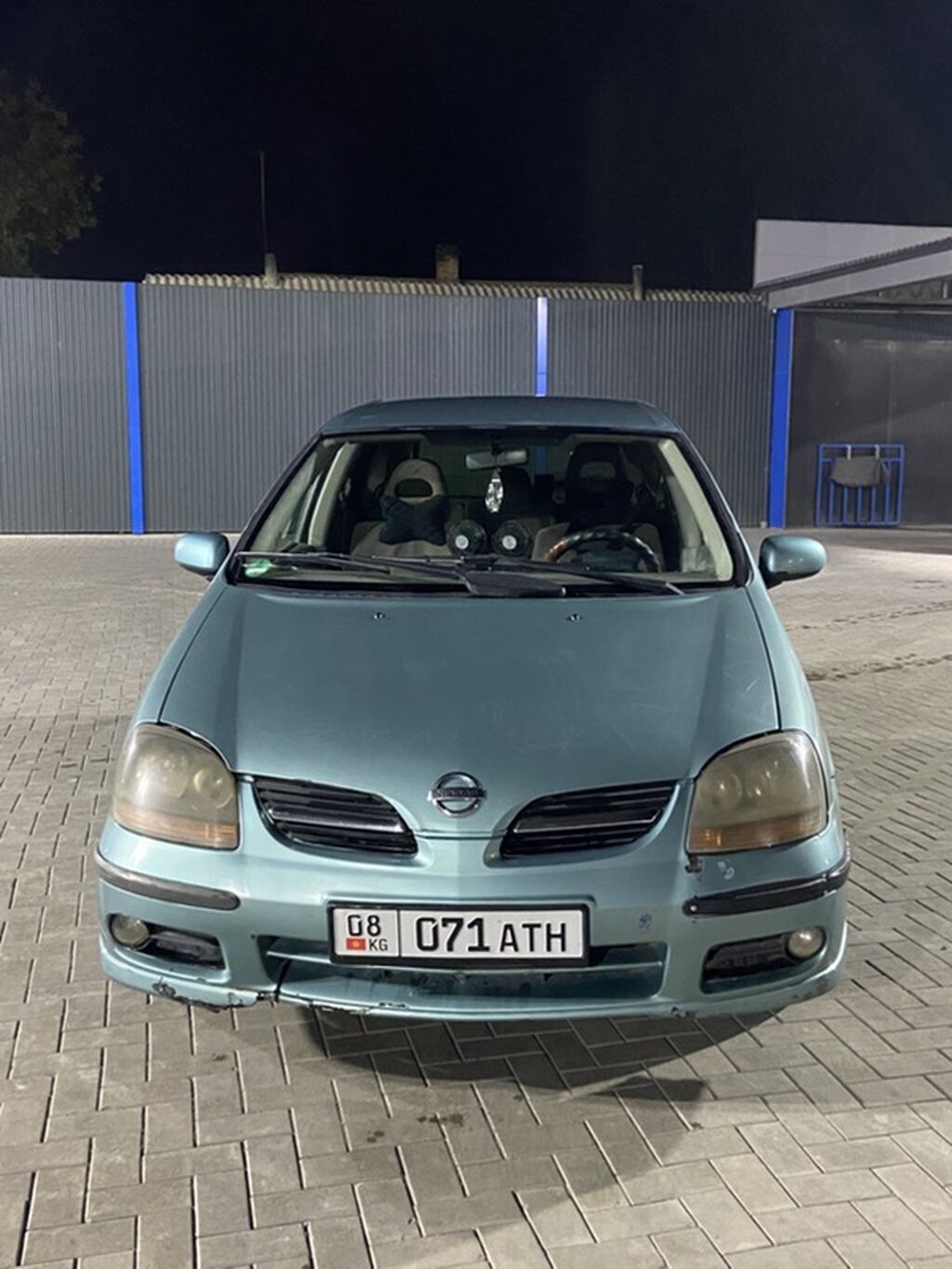 Nissan Almera Tino: 2001 г., 1.8 л, Механика, Газ, Минивэн: фото 3