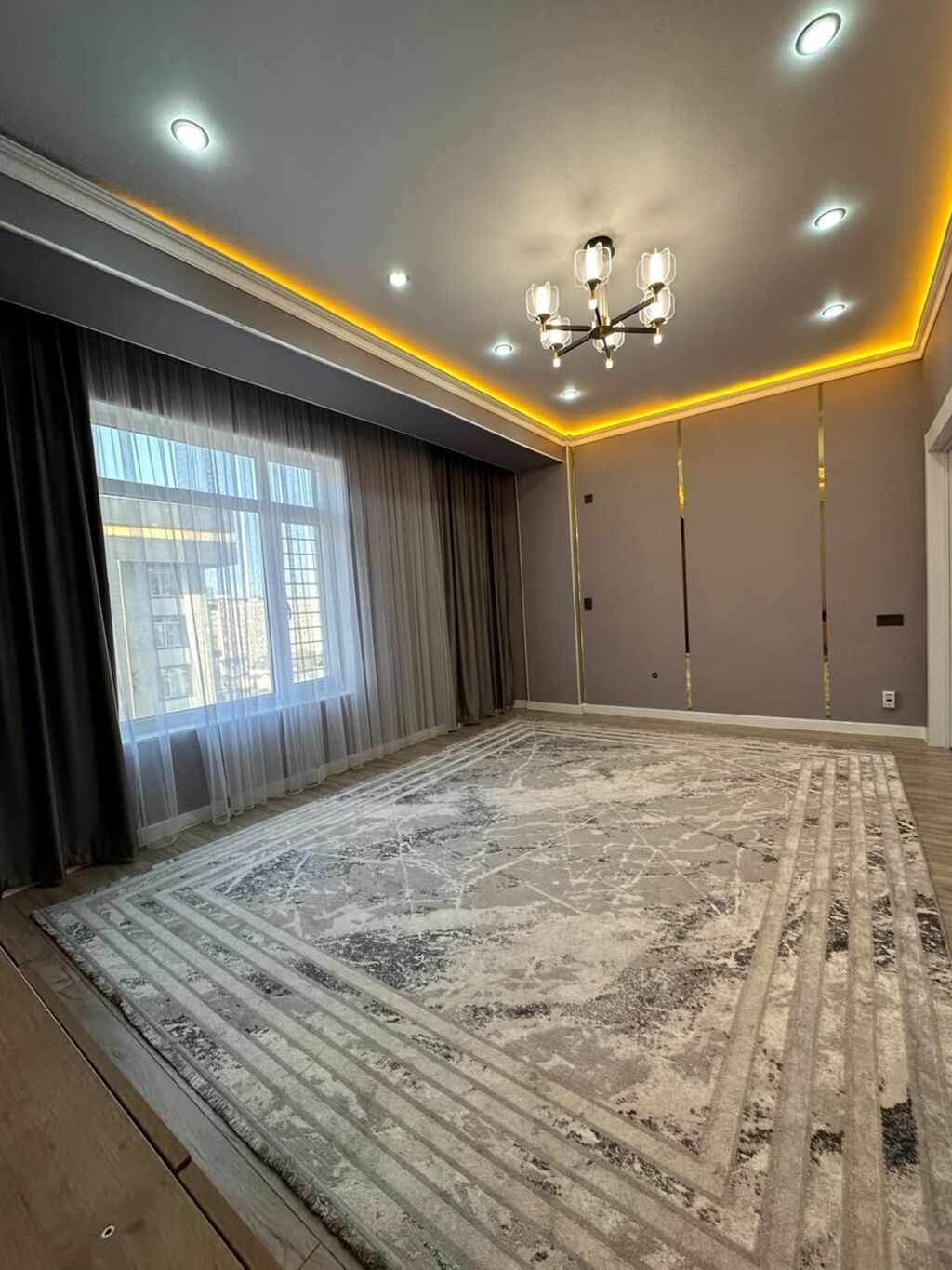 2 комнаты, 60 м², АУЦА Элитка, 9 этаж, Дизайнерский ремонт: фото 2