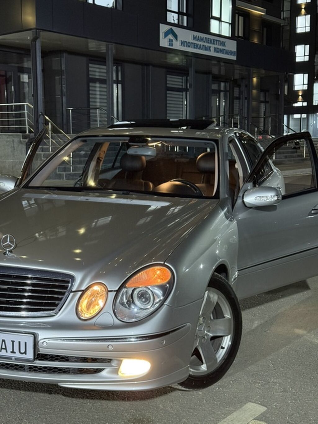 Mercedes-Benz E-Class: 2004 г., 3.2 л, Автомат, Бензин, Седан: фото 3