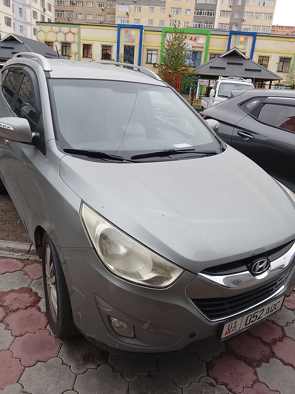 Hyundai ix35: 2011 г., 2 л, Автомат, Бензин, Кроссовер: фото 3