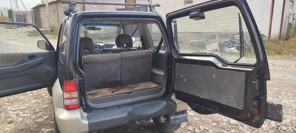 Mitsubishi Pajero Junior: 1996 г., 1.1 л, Автомат, Бензин, Внедорожник: фото 8