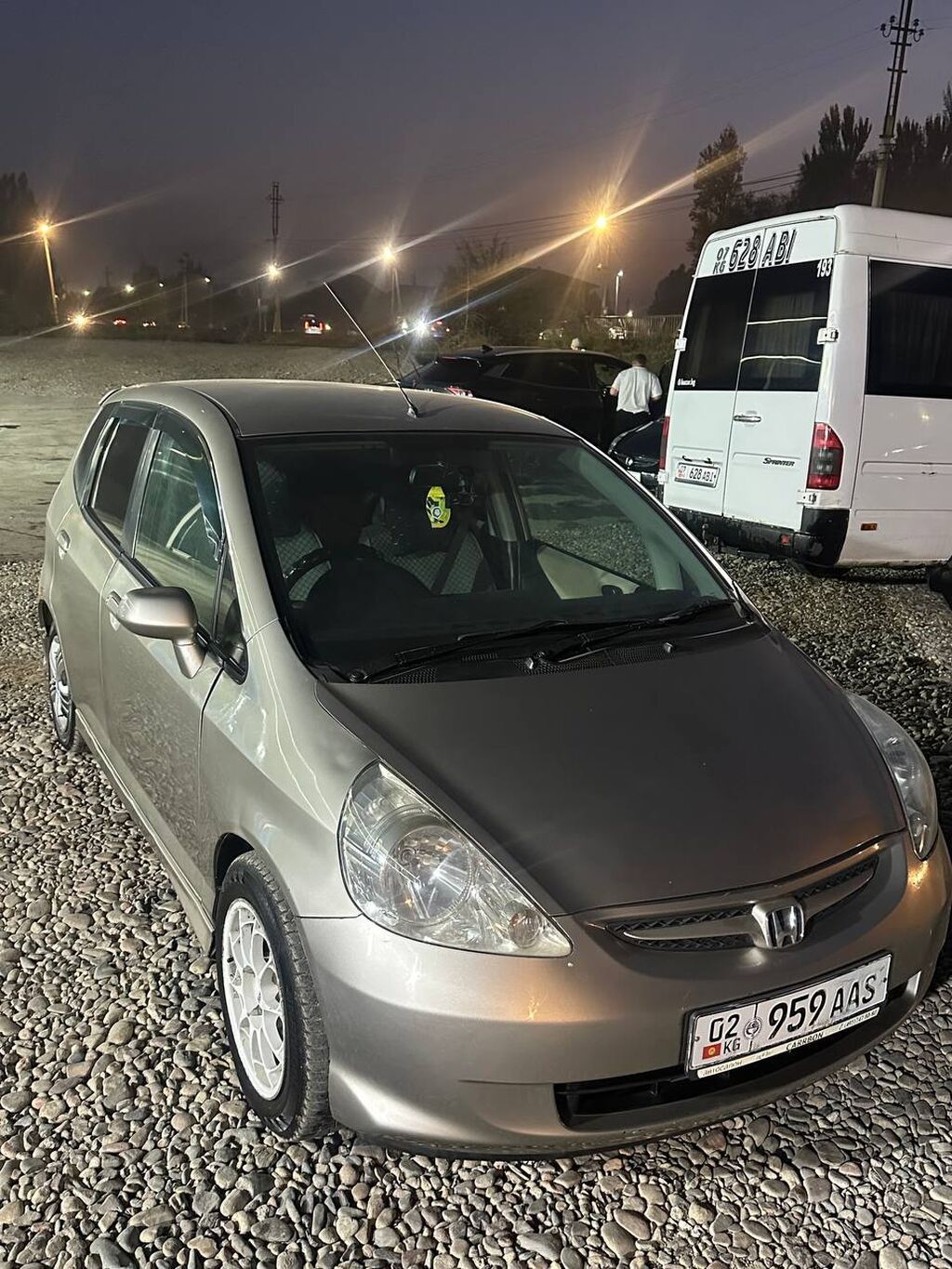 Honda Fit: 2004 г., 1.3 л, Автомат, Бензин, Хэтчбэк: фото 1