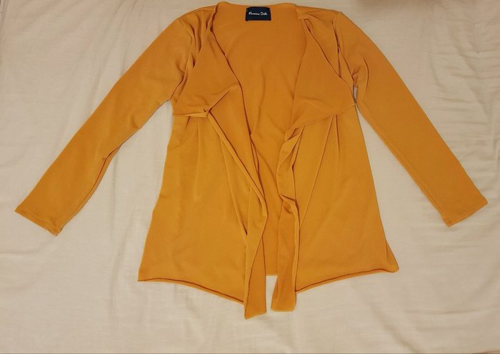 Ostalo: MASSIMO DUTTI
Ženski kardigan/džemper
NOVO na lalafo.rs MASSIMO DUTTI
Ženski kardigan/džemper
NOVO - Novi Sad
