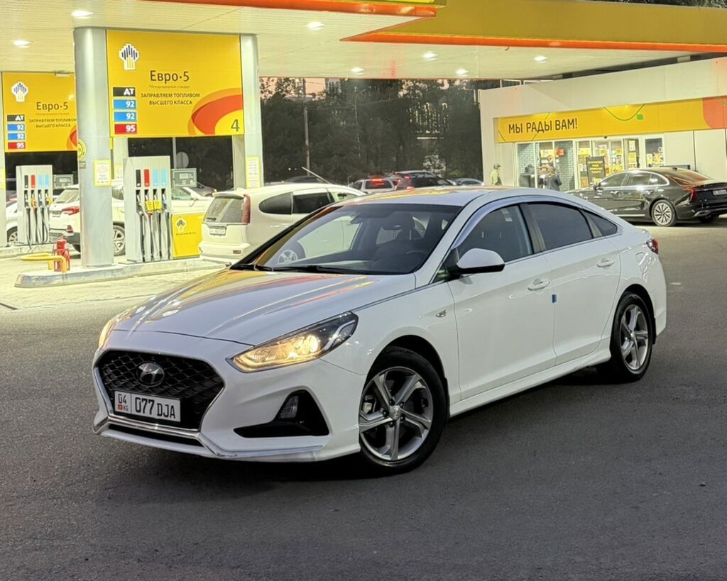 Hyundai Sonata