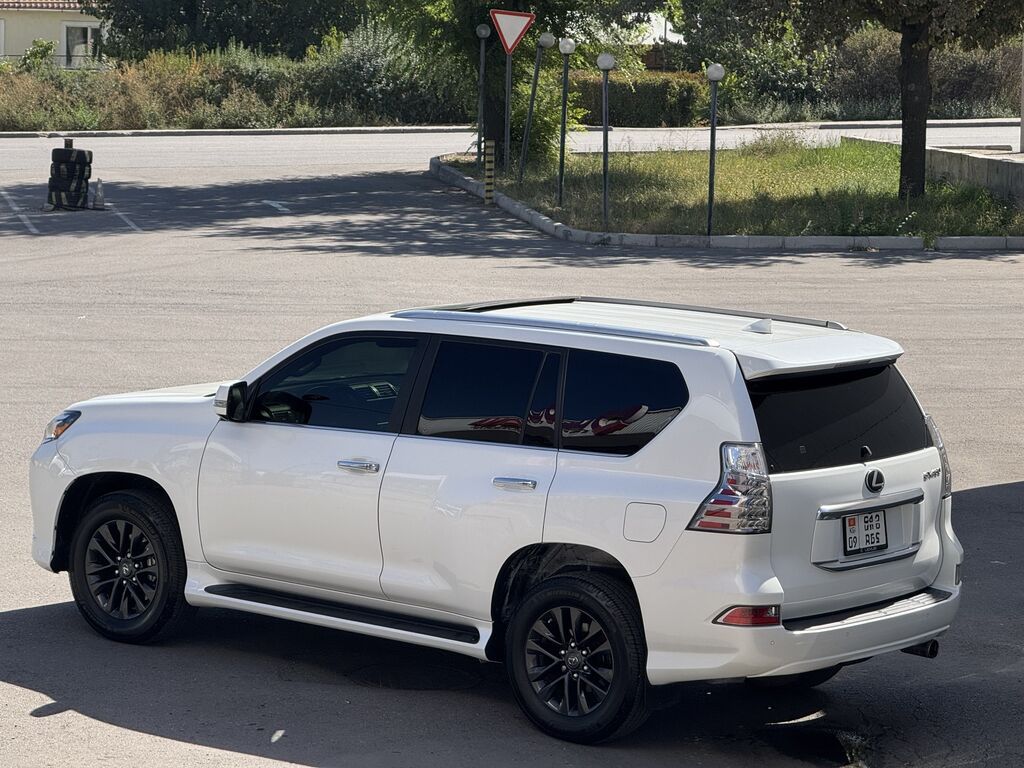 Lexus GX: 2019 г., 4.6 л, Бензин, Внедорожник: фото 4