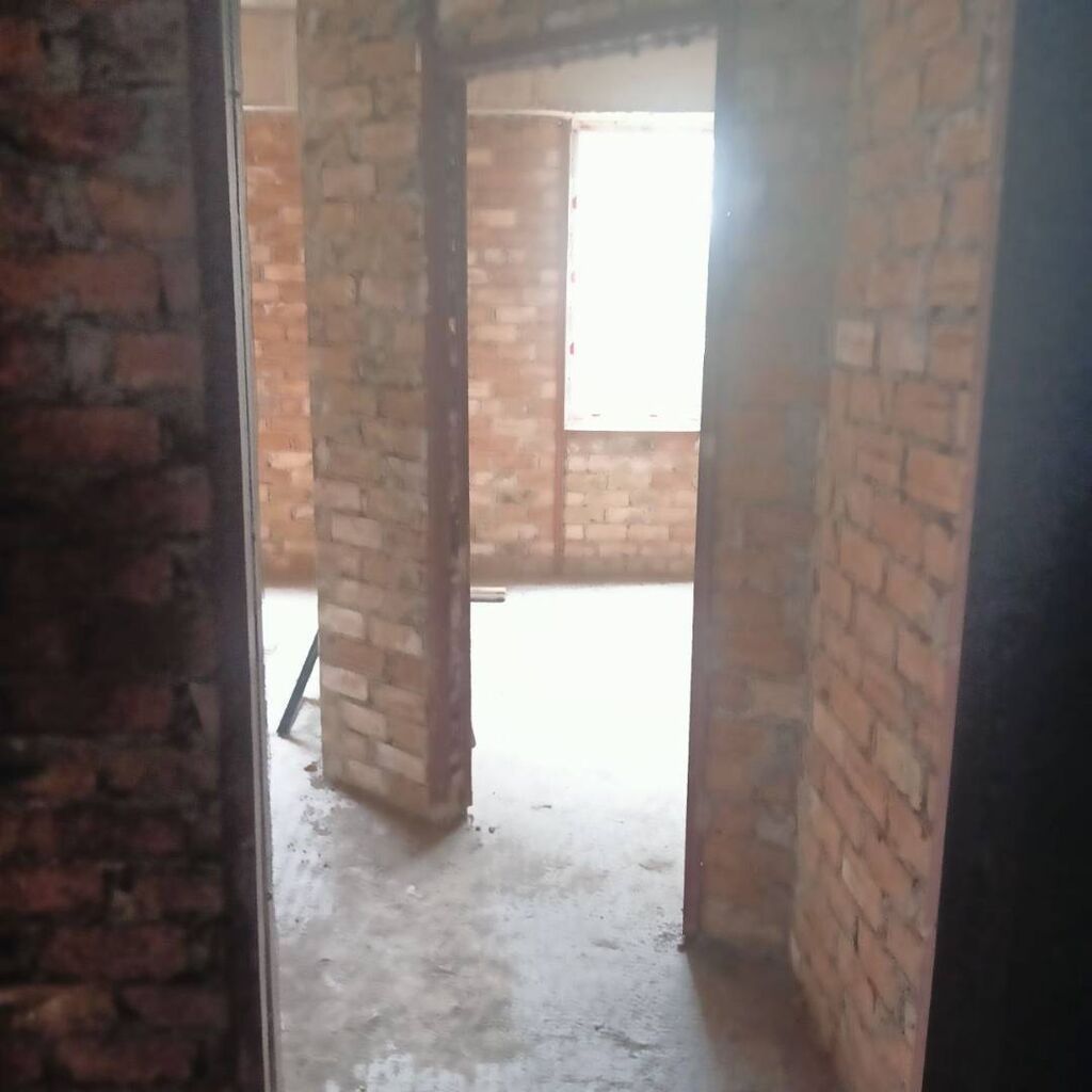 1 комната, 40 м², Дордой Моторс рынок Индивидуалка, 2 этаж: фото 2