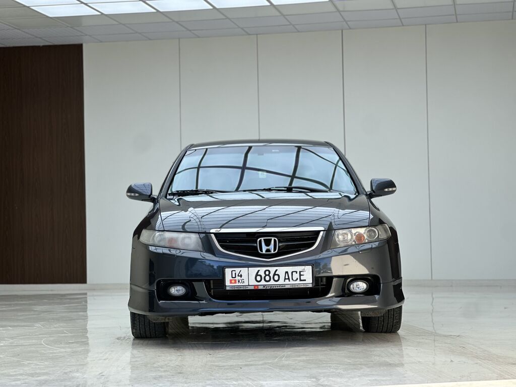 Honda Accord: 2005 г., 2 л, Автомат, Бензин, Седан: фото 1