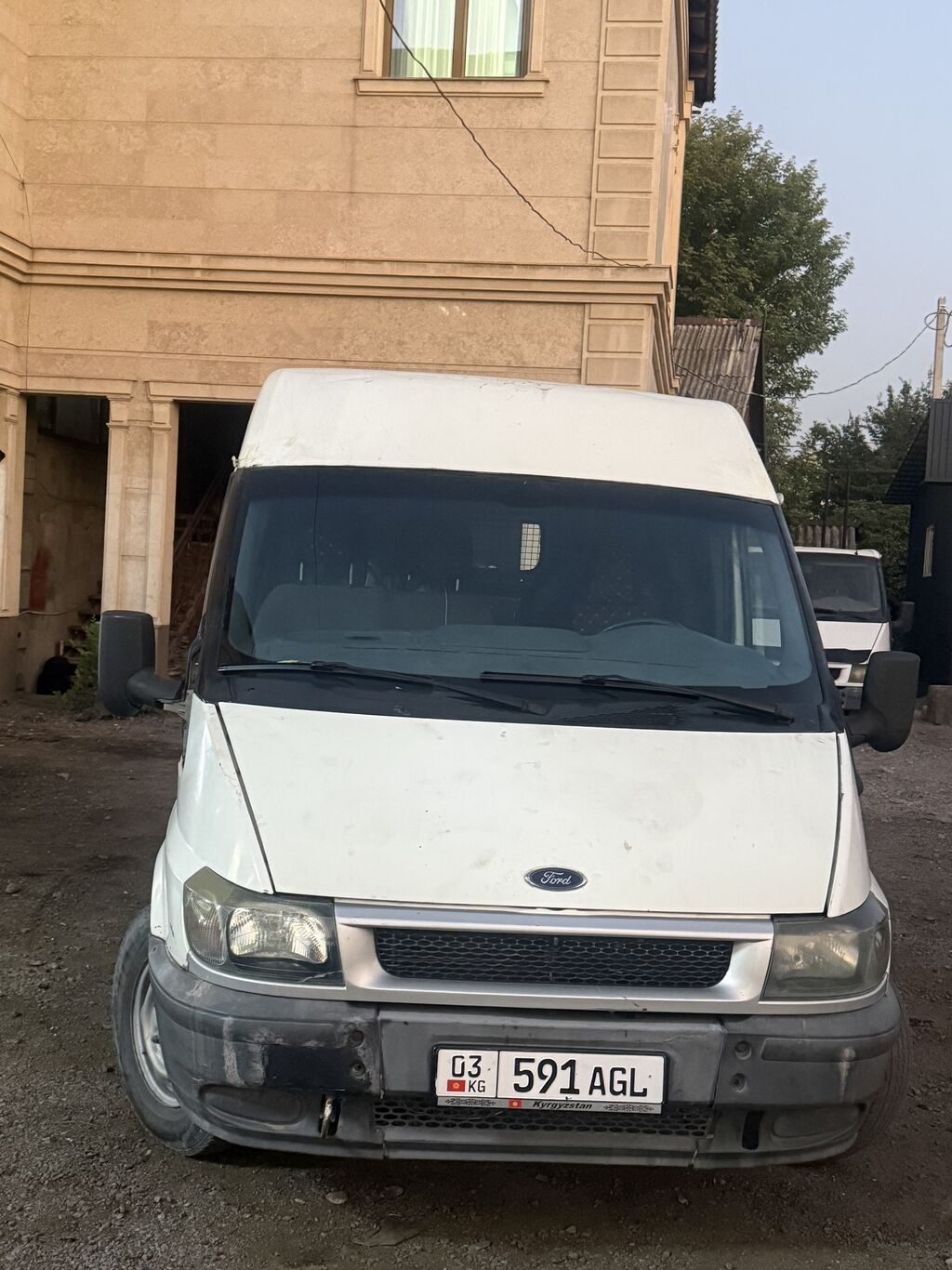 Ford Transit: 2002 г., 2 л, Механика, Дизель, Фургон: фото 2
