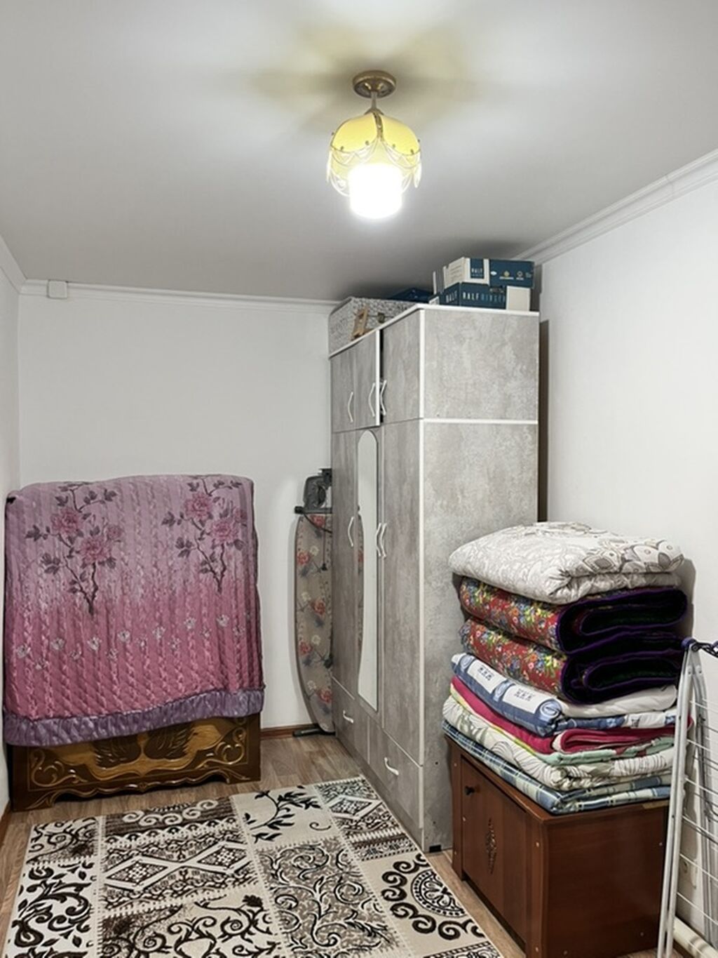 3 комнаты, 54 м², ул. Логвиненко / Боконбаева Хрущевка, 1 этаж, Старый ремонт: фото 1