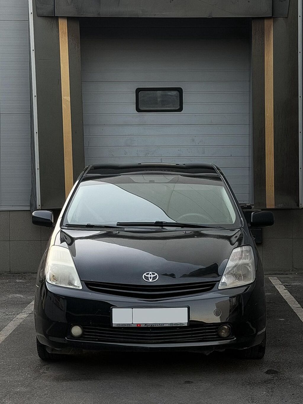 Toyota Prius: 2004 г., 1.5 л, Автомат, Гибрид, Хэтчбэк: фото 3