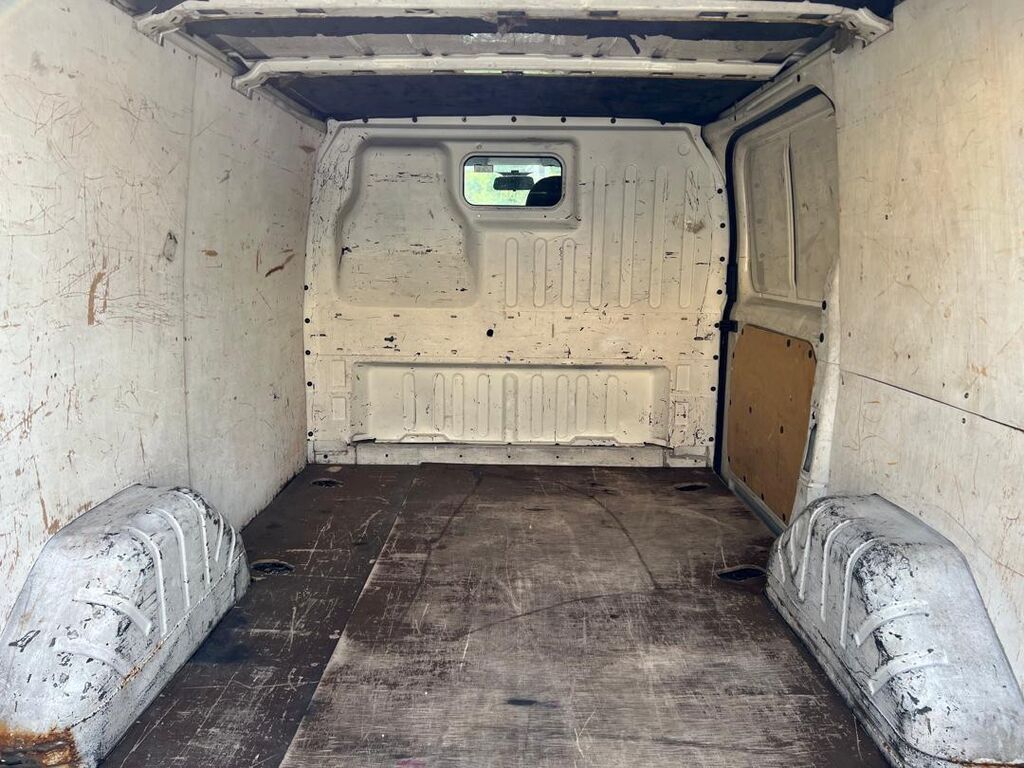 Грузовой фургон Ford Transit (кузов «панель-ван»). Основные: фото 3