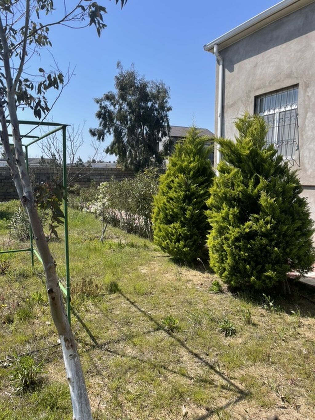 138 kv. m, 3 otaqlı, Qaz, Su, İnternet