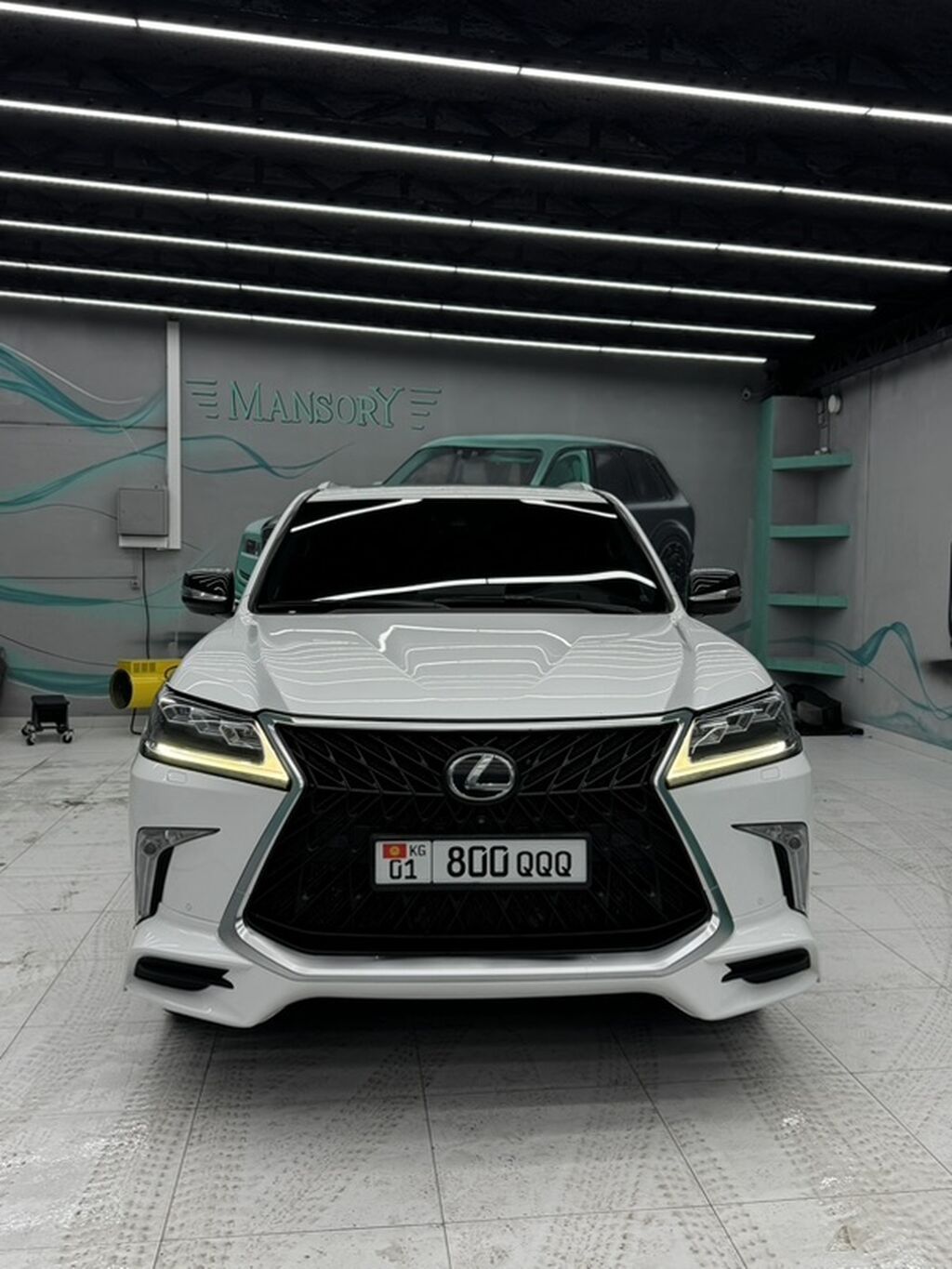 Lexus LX: 2018 г., 5.7 л, Автомат, Бензин, Внедорожник: фото 2