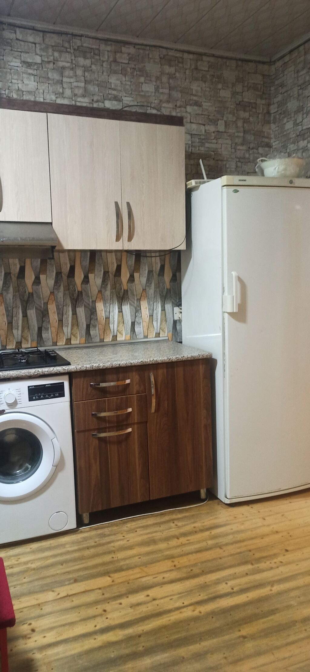 Kirayə – 1 otaqlı ayrı girişli həyət evi - 1 otaq, mətbəx, dəhliz -