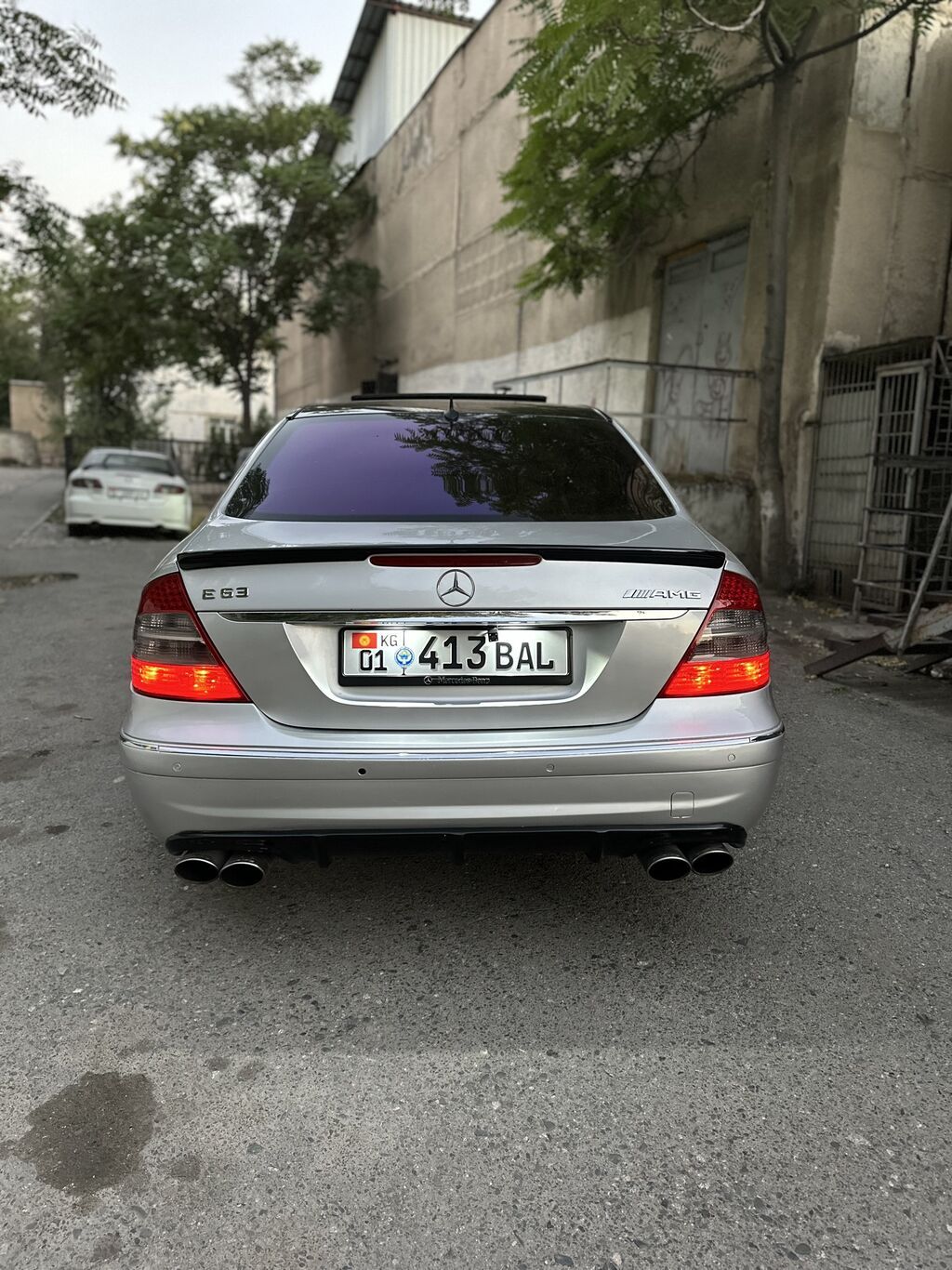 Mercedes-Benz E-Class: 2003 г., 5 л, Автомат, Бензин, Седан: фото 5