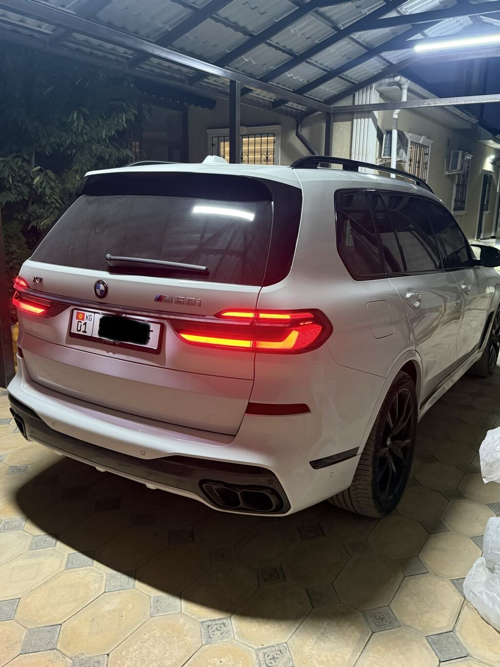 BMW X7: 2022 г., 4.4 л, Автомат, Бензин: фото 4
