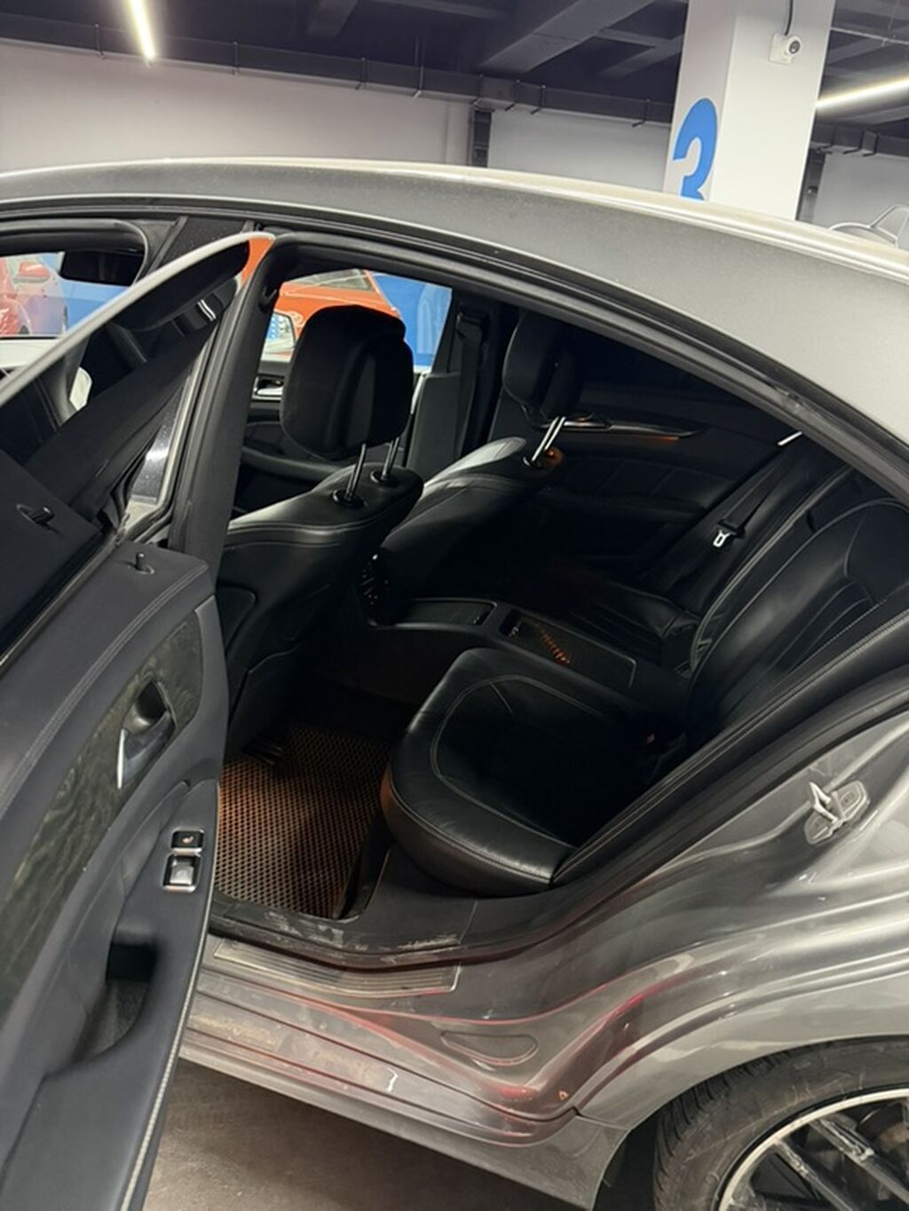 Mercedes-Benz CLS-Class: 2012 г., 4.7 л, Автомат, Бензин, Седан: фото 7
