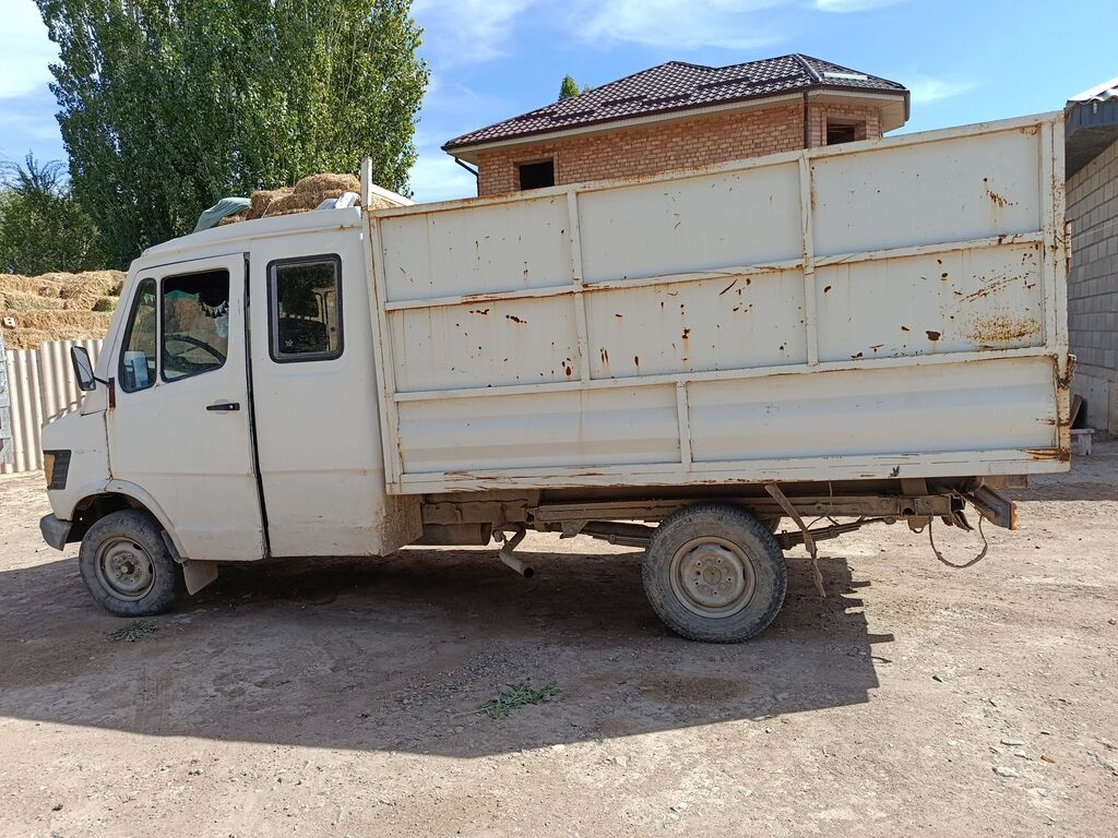 Грузовой бортовой автомобиль с высокими надставными бортами Основные: фото 3